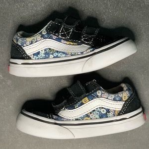 Vans Old Skool V Shoes - Black and Floral - Size 5